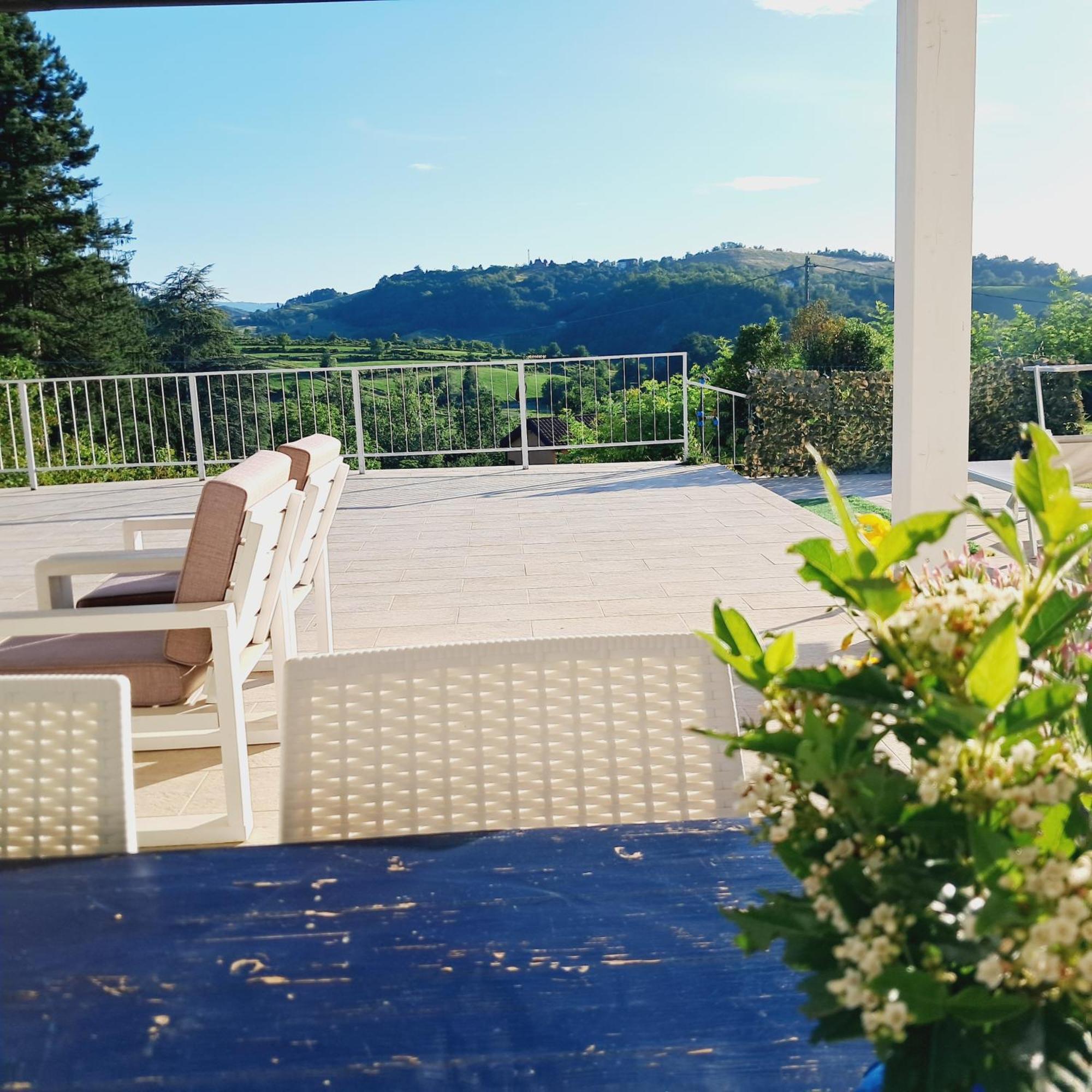 Terrazzaponente Bed & Breakfast Monte San Pietro Exterior photo